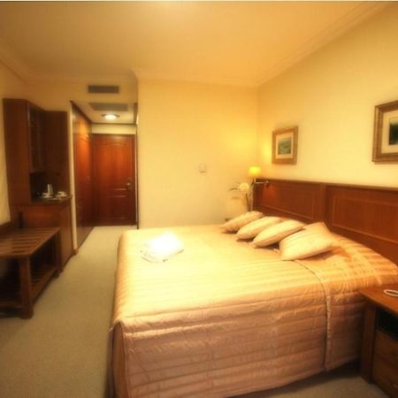 Afkos Grammos Boutique Hotel Resort Nestorion Room photo